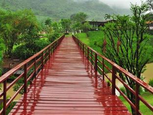 The Banyan Leaf Resort Suan Phueng Exterior photo